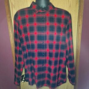 Forever 21 Men Flannel Shirt Button Down Red Black Plaid Men's Size Small Warm